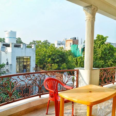 Anukampa Homestay Агра Экстерьер фото