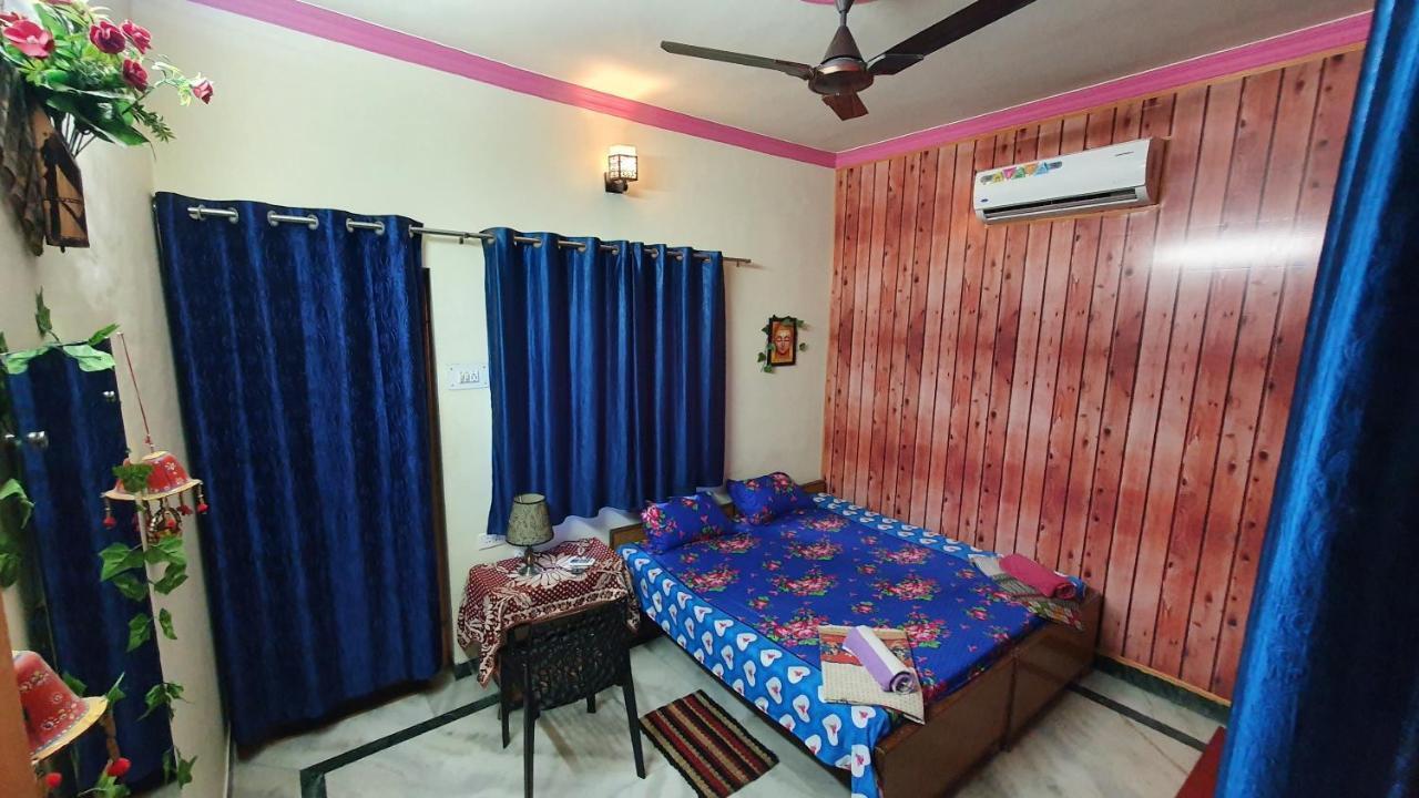 Anukampa Homestay Агра Экстерьер фото