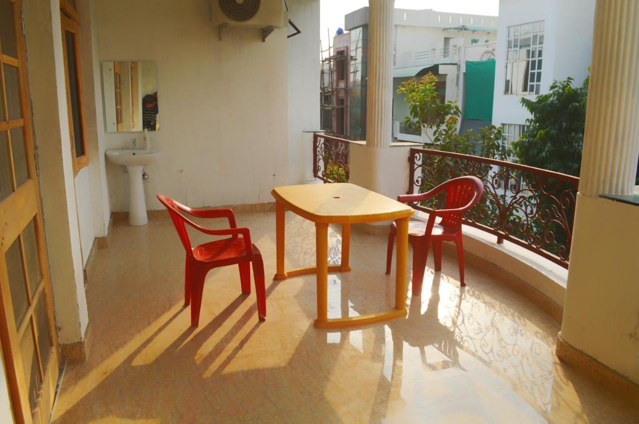 Anukampa Homestay Агра Экстерьер фото