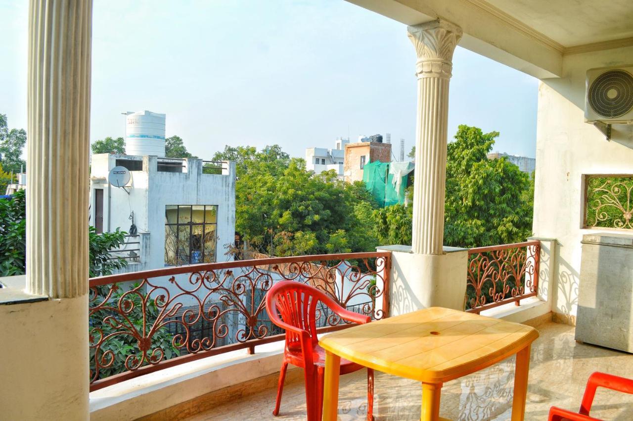 Anukampa Homestay Агра Экстерьер фото